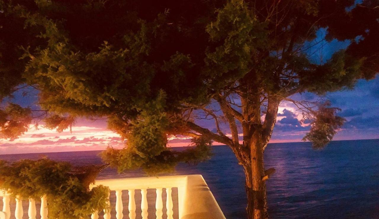 Hotel Tramonto Chakvi Exterior foto